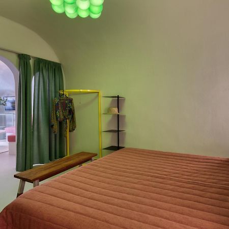 Hermes Cave House By Oias Local Cave Houses ภายนอก รูปภาพ